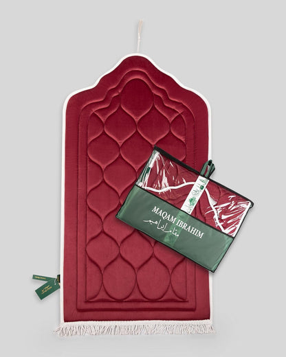 سجادة صلاة هادئة – راحة وخشوع